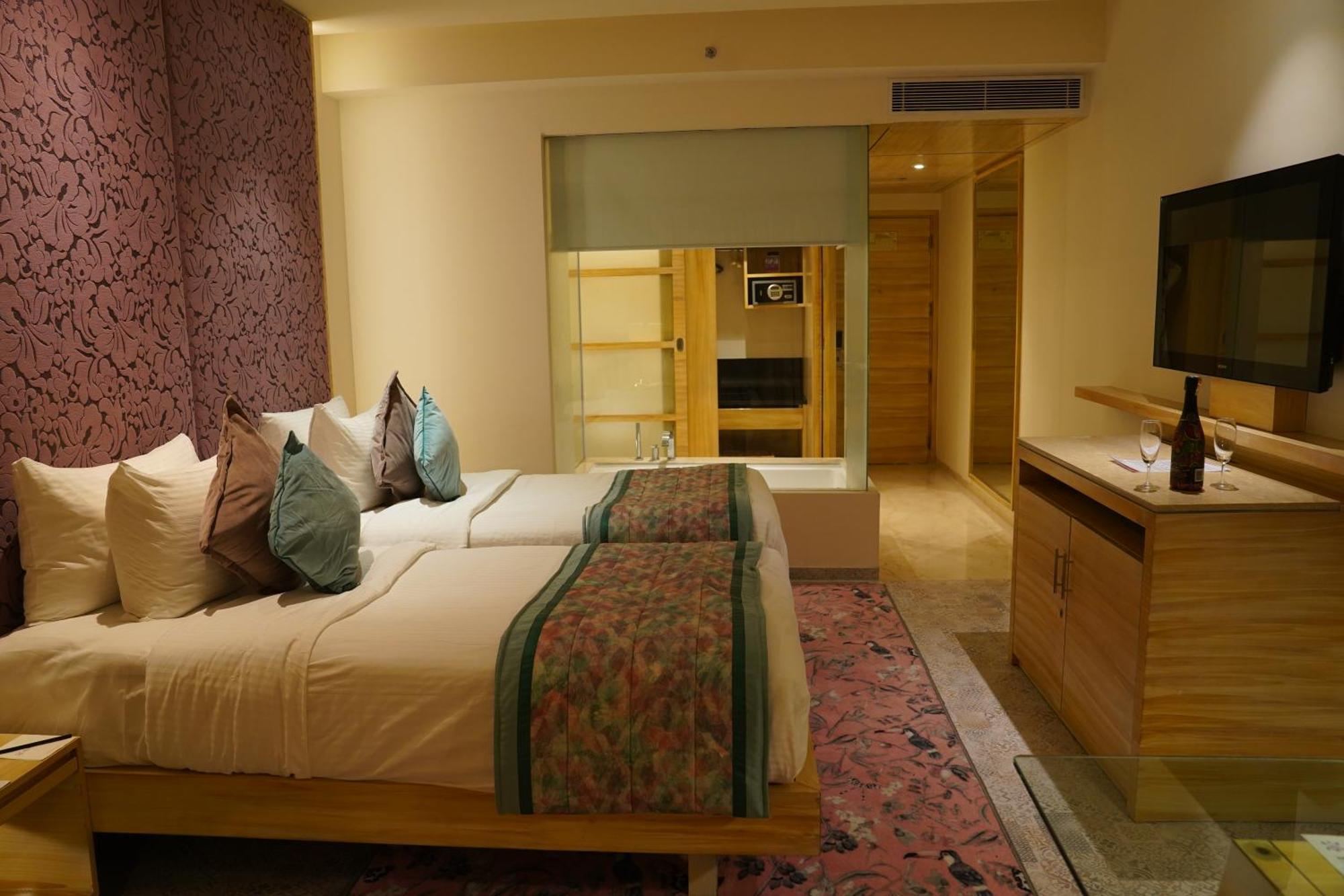 Hotel Royal Orchid Jaipur, Tonk Road Jaipur